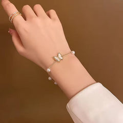 β¨ Pearl Butterfly Bracelet β Elegant & Premium β¨